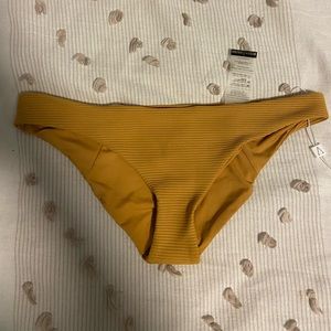 NWT. Mustard bikini bottoms